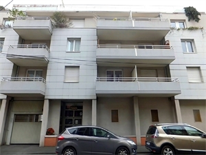 t2 à la location -   63000  CLERMONT FERRAND, surface 40 m2 location t2 - UBI481917314